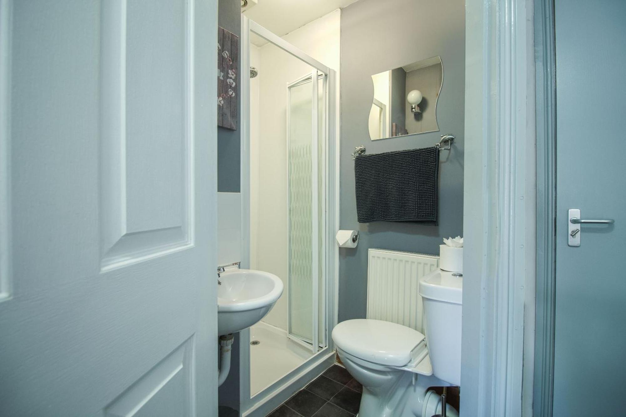 Oyo Hotel Clamart Σκάνθορπ Εξωτερικό φωτογραφία