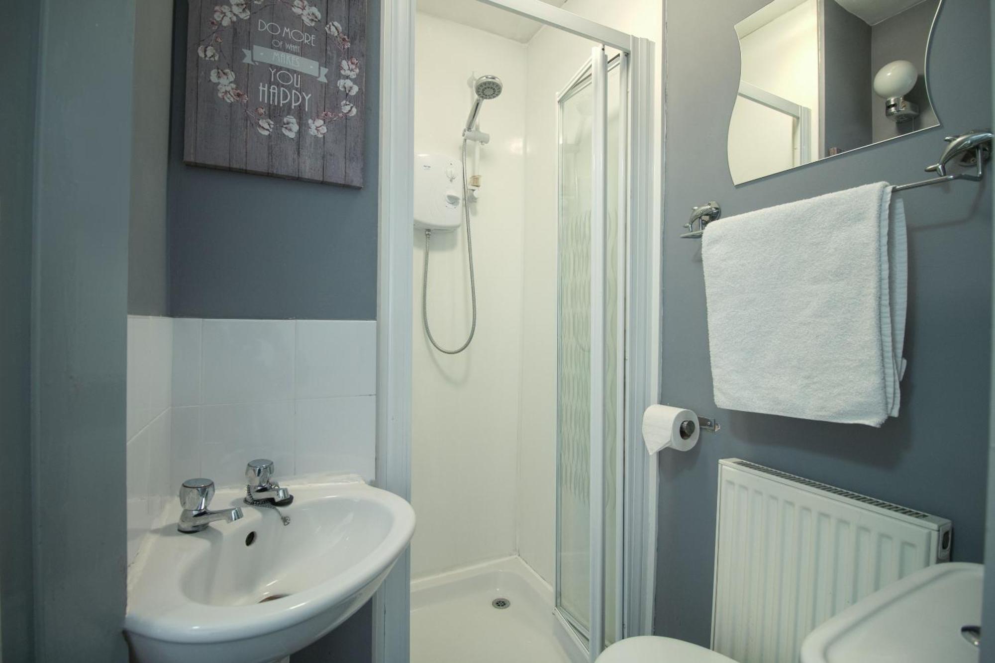 Oyo Hotel Clamart Σκάνθορπ Εξωτερικό φωτογραφία