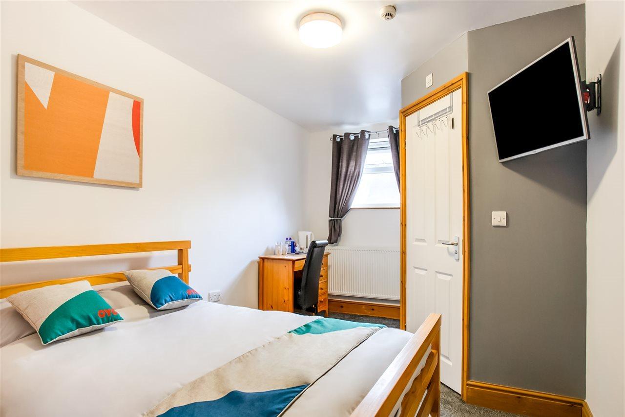 Oyo Hotel Clamart Σκάνθορπ Εξωτερικό φωτογραφία